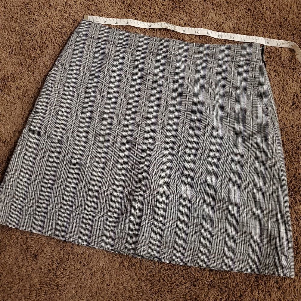 Cutter& Buck gray plaid skort 6 - Picture 7 of 10